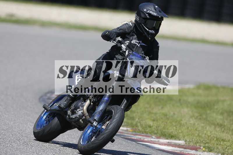 /43 08.08.2025 Discover the Bike ADR/Bike 1 gruen/450